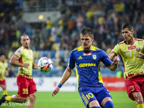 Koniec Czubak gate | napastnik zawodnikiem KV Kortrijk