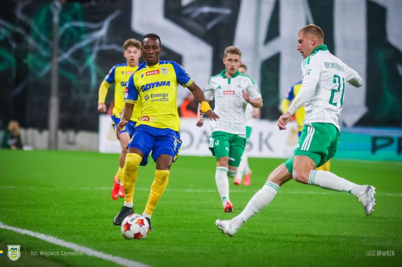 Sidibe z najwyższą oceną za derby